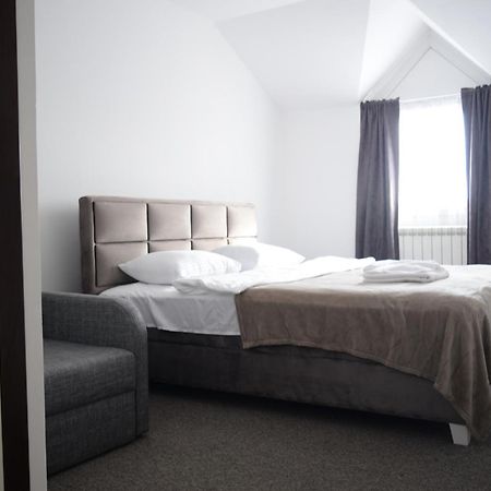 Hotel Tiski Cvet Novi Bečej Dış mekan fotoğraf
