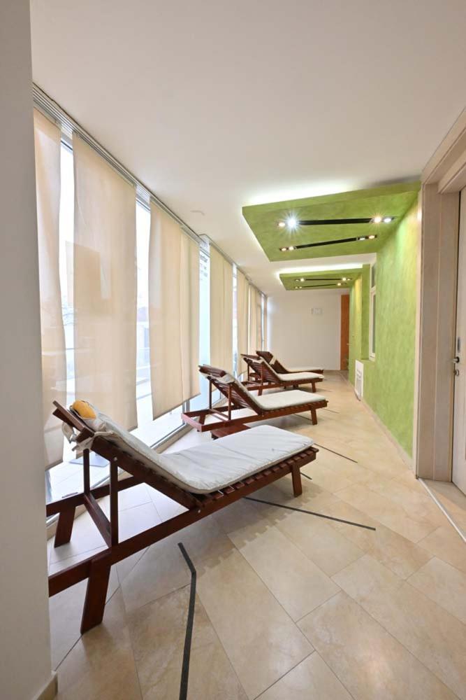 Hotel Tiski Cvet Novi Bečej Dış mekan fotoğraf