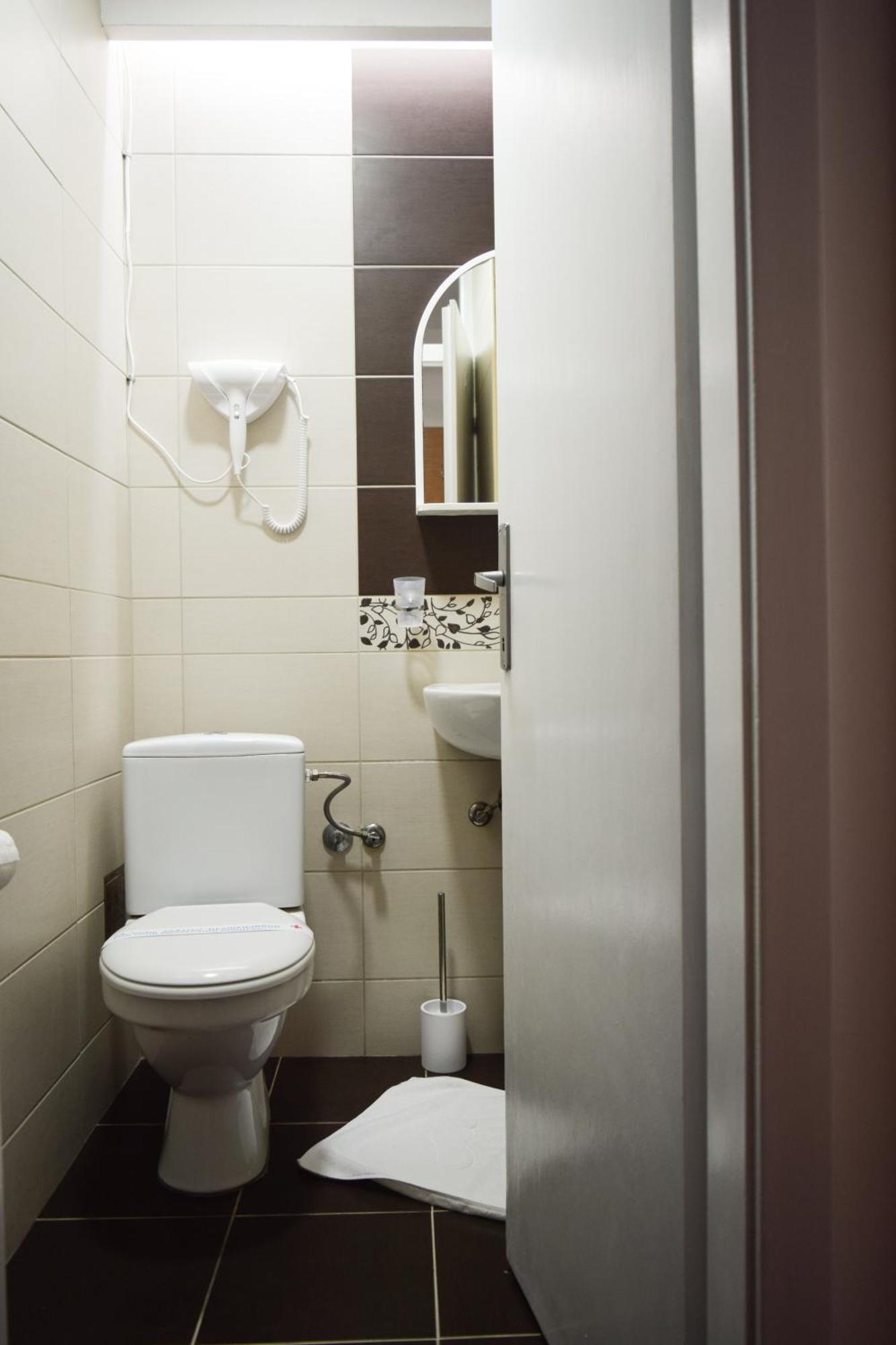 Hotel Tiski Cvet Novi Bečej Dış mekan fotoğraf