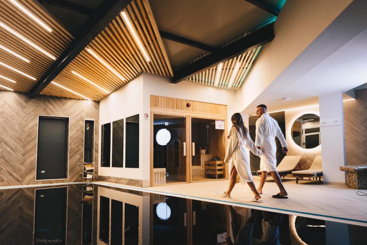 Hotel Tiski Cvet Novi Bečej Dış mekan fotoğraf